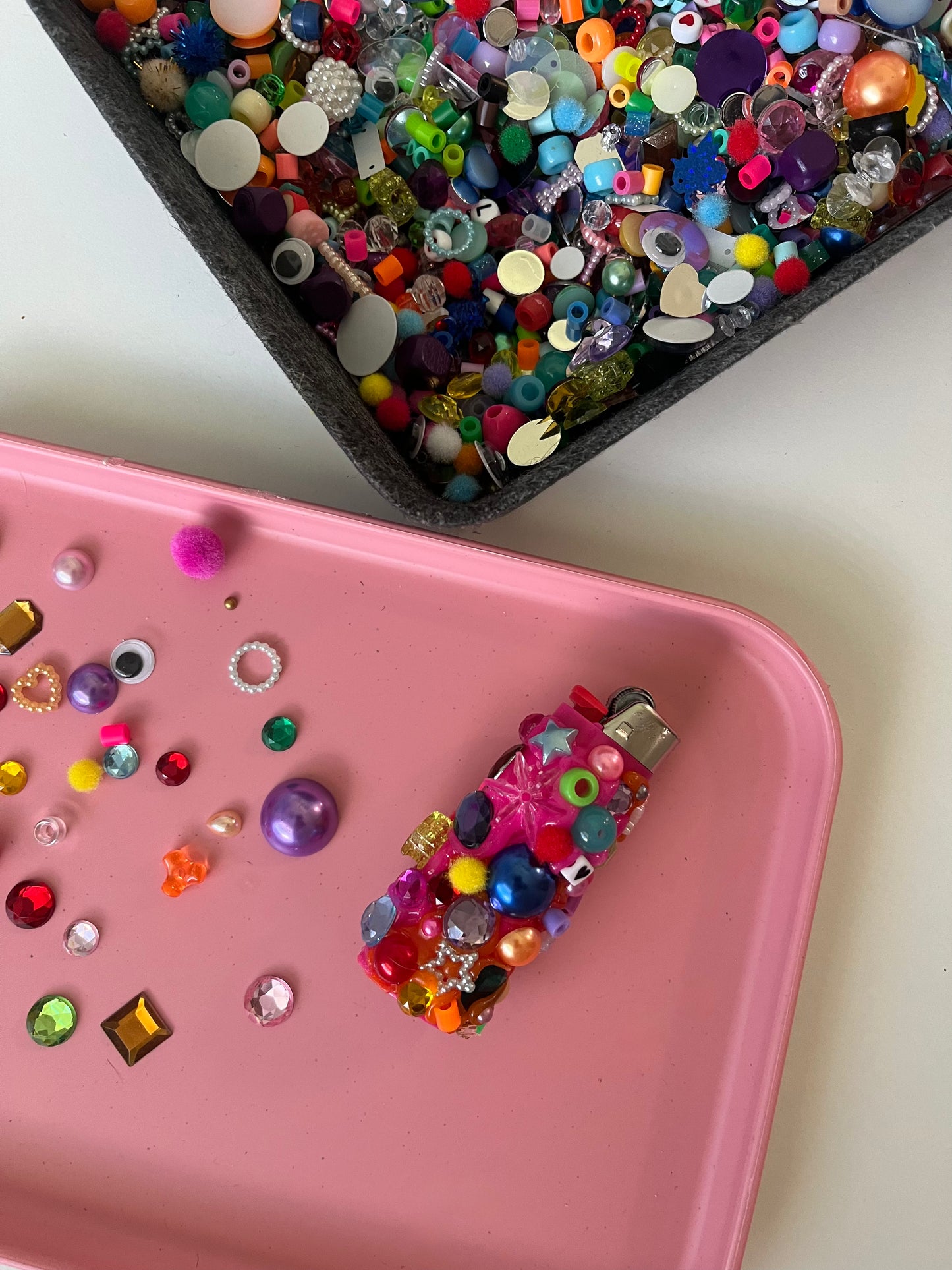 Bedazzled Gloopy Lighter